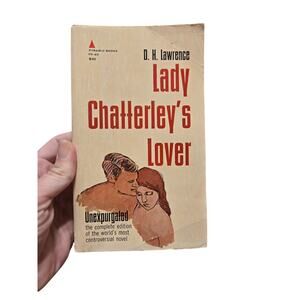 Lady chatterley's lover by D.H. Lawrence 1959 Pyramid books